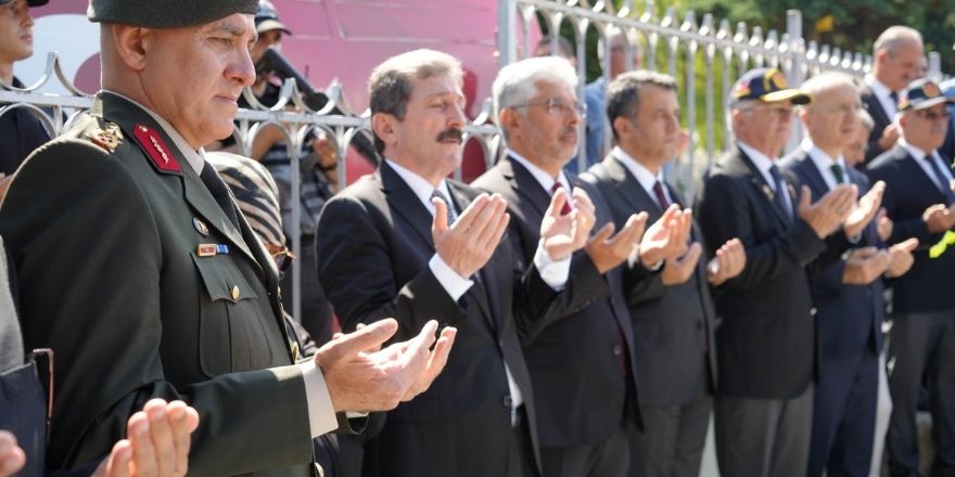 Samsun’da 15 Temmuz’un 9. Yılında Şehitlikte Duygusal Anma