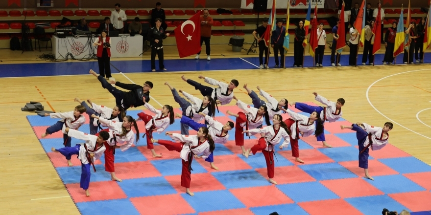47-063.jpg