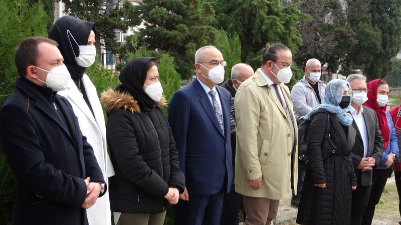 6-yil-once-oldurulen-doktor-aynur-dagdemir-mezari-basinda-anildi-003.jpg