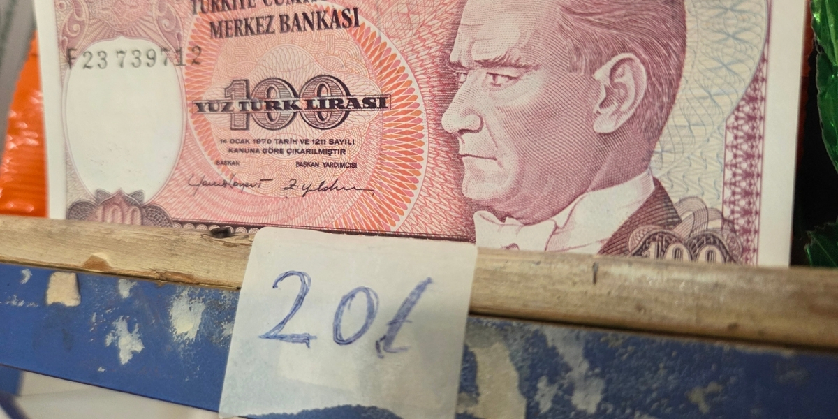 71-yillik-bakkal-003.jpg
