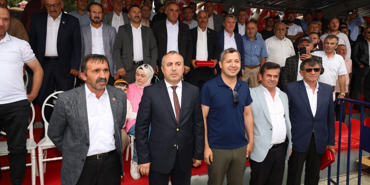 76-asarcik-panayiri-ve-kemerli-guresleri-025.jpg