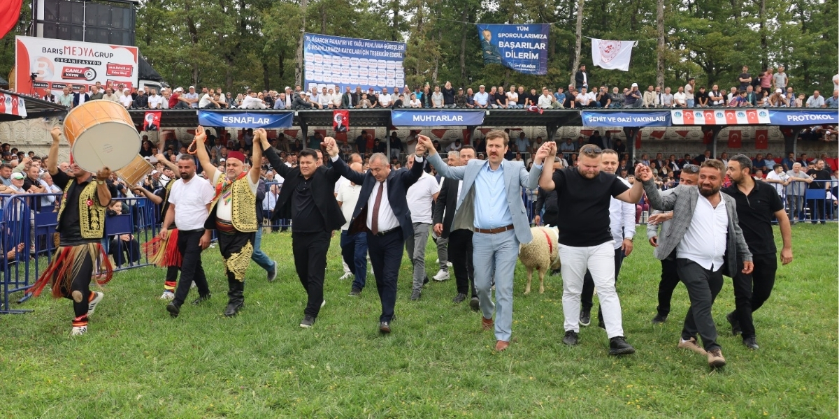 76-asarcik-panayiri-ve-kemerli-guresleri-027.jpg