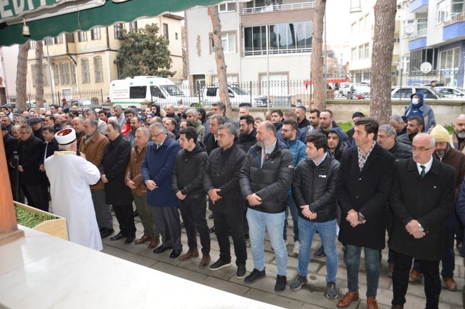 Bafra Kızılay başkanı Erhan Korkmaz 'ın eşi Harika Korkmaz ebediyete uğurlandı