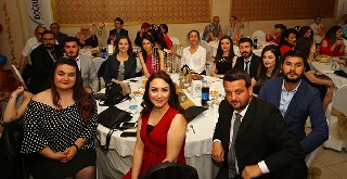 aday-2-002.jpg