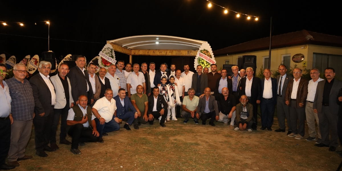 ahmet-hakan-ve-turan-kagan-001.jpg