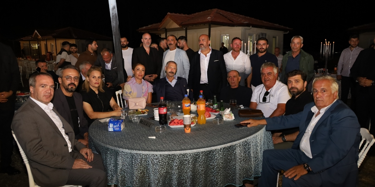 ahmet-hakan-ve-turan-kagan-003.jpg