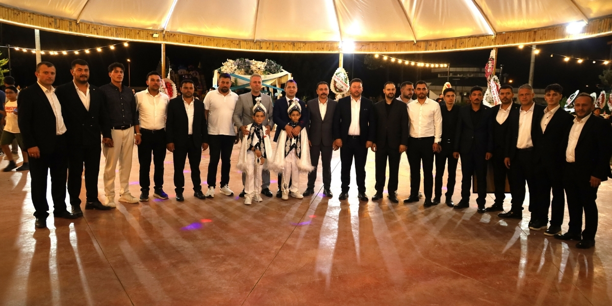 ahmet-hakan-ve-turan-kagan-014.jpg