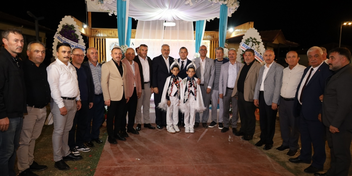 ahmet-hakan-ve-turan-kagan.jpg