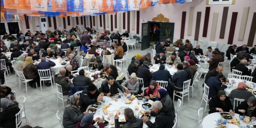 ak-parti-19-mayis-ilce-baskanligi-birlik-ve-beraberlik-icin-muhtesem-iftar-duzenledi-002.png
