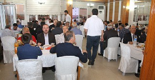 ak-parti-bafra-ilce-teskilati-iftarda-bulustu-2.jpg