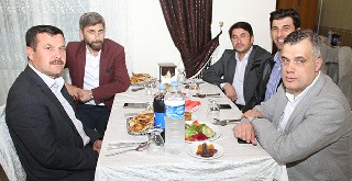 ak-parti-bafra-ilce-teskilati-iftarda-bulustu-9.jpg