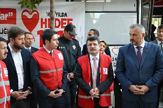 ak-parti-ve-kizilay-kan-bagisi-14.jpg