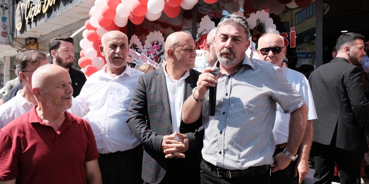 akin-eczanesi-acildi-004.jpg