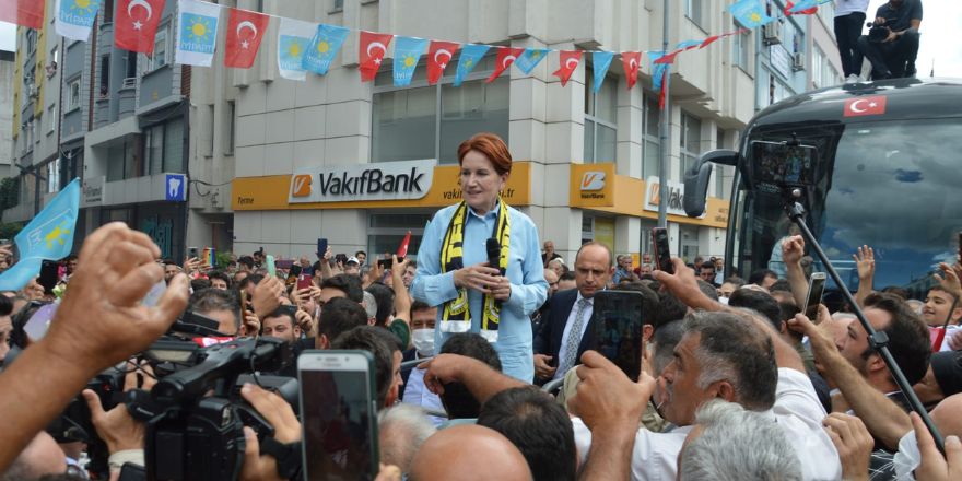 aksener-gocmener-memleketlerine-donmeli.jpg