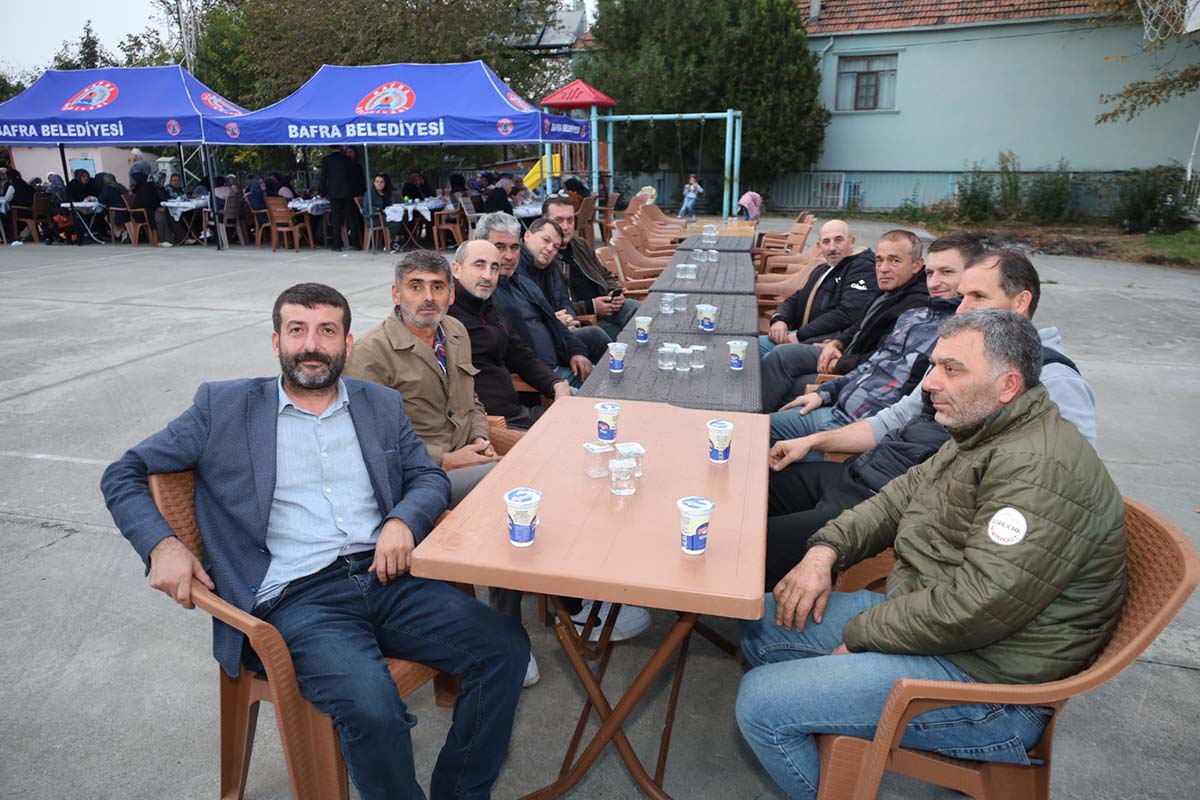 aktekke-mahallesinde-cumhuriyet-bayrami-coskusu-004.jpeg