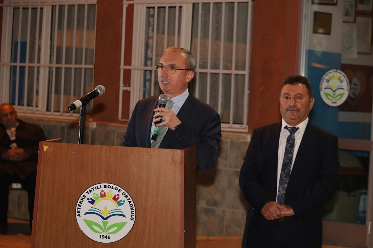 aktekke-mahallesinde-cumhuriyet-bayrami-coskusu-016.jpeg