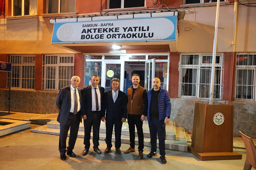 aktekke-mahallesinde-cumhuriyet-bayrami-coskusu-30.jpg