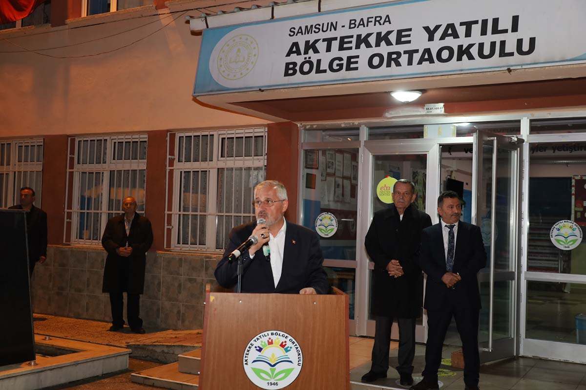 aktekke-mahallesinde-cumhuriyet-bayrami-coskusu.jpeg