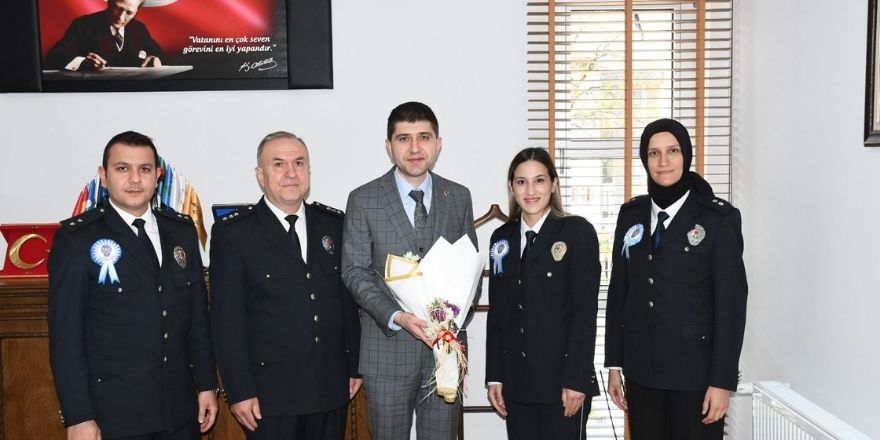 alacam-emniyetinden-kaymakam-kayabasina-ziyaret1.jpg