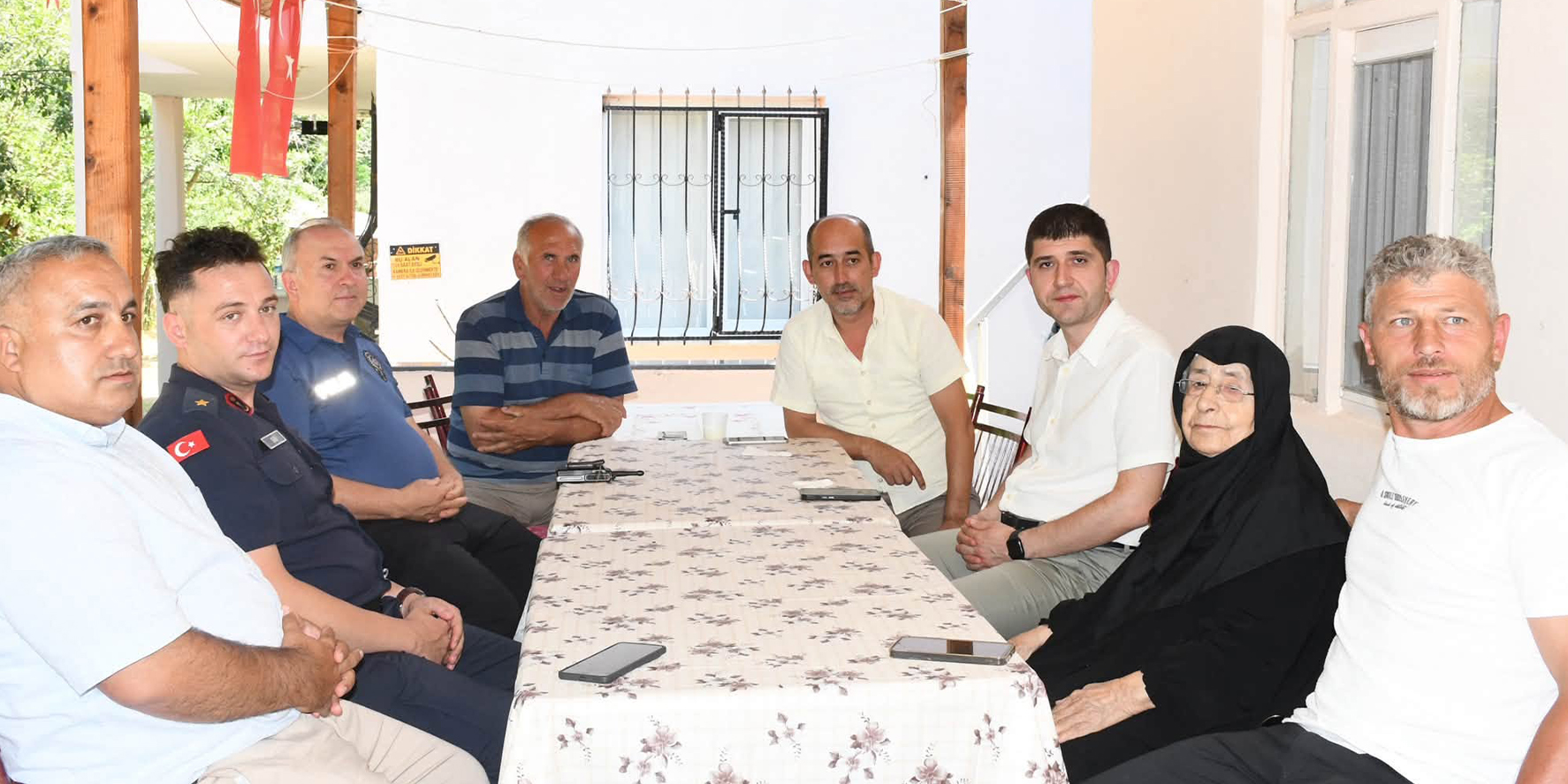 alacam-kaymakami-fatih-kayabasindan-sehit-ailesine-ziyaret.jpg