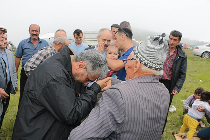 Çağatay Kılıç Bafrada oy istedi