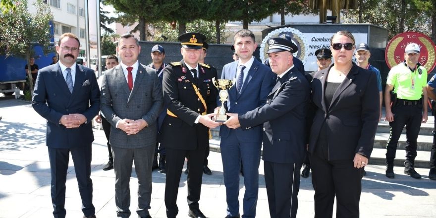 alacamda-30-agustos-zafer-bayraminin-103-yil-donumu-coskuyla-kutlandi-5.jpg