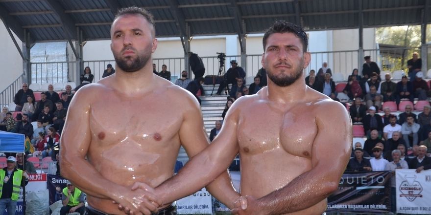 alacamda-632-geyikkosan-hidirellez-ve-yagli-pehlivan-guresleri-cosku-dolu1.jpg