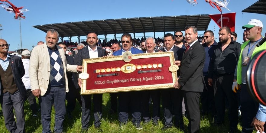 alacamda-632-geyikkosan-hidirellez-ve-yagli-pehlivan-guresleri-cosku-dolu4.jpg