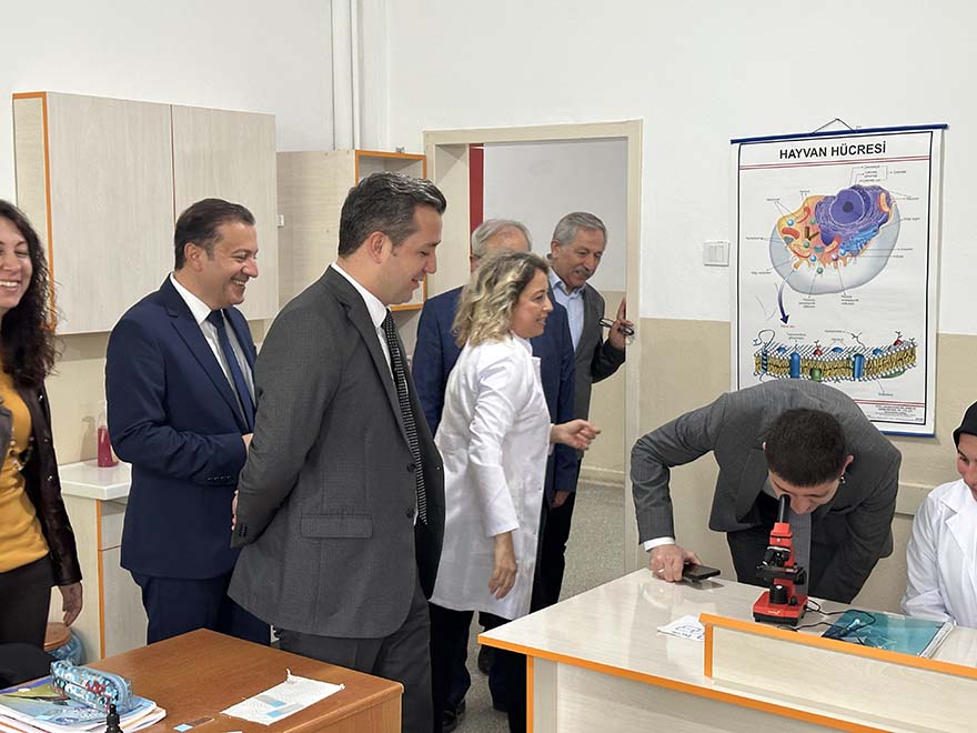 alacamda-bir-ilk-fen-ve-sosyal-bilimler-program-sinifi-acildi-5.jpg