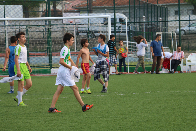 alacamda-camiler-arasi-futbol-turnuvasi-sona-erdi-004.JPG