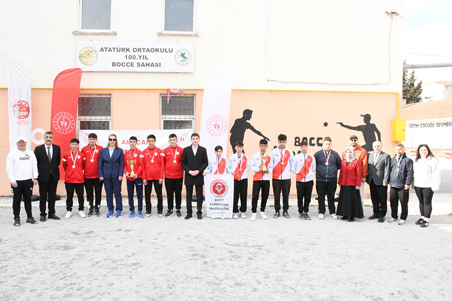 alacamli-gencler-bocce-il-birinciliginde-ilk-iki-sirayi-aldi-4.jpg