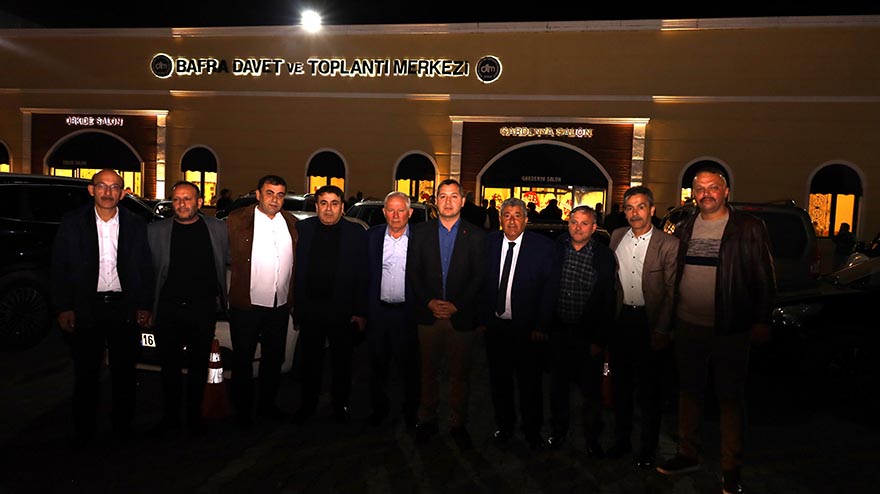 aleyna-ve-selamet-nacak-cifti-dunya-evine-girdi-12.jpg