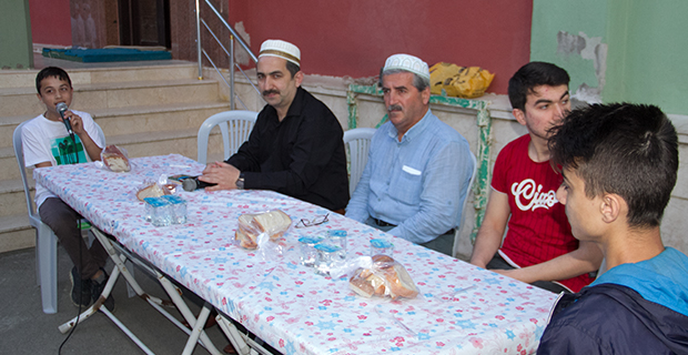 alparslan-mahallesi-iftarda-bir-araya-geldi-1.jpg