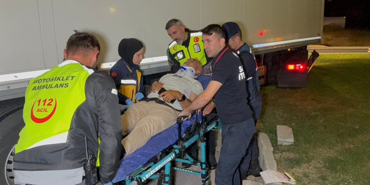 ambulans-ile-tir-carpisti-001.jpg