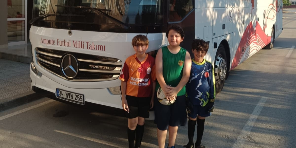 ampute-futbol-milli-takimi.jpg