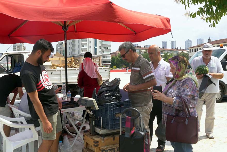 atakum-belediyesinden-bafra-ciftcisine-karpuz-destegi-3.jpg