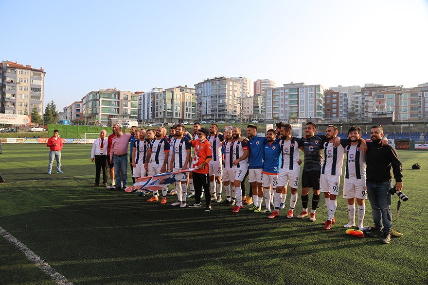 atakum-belediyespor-kendi-evinde-galip-3.jpg