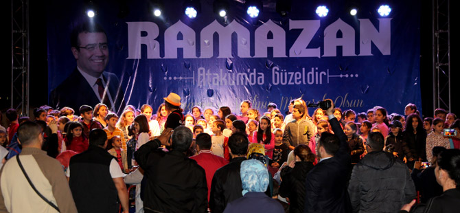 atakumda-ramazan-sokagina-yogun-ilgi-001.JPG