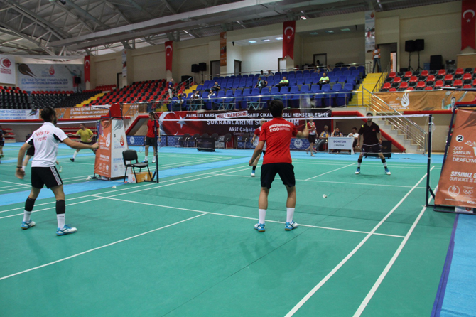 badminton-milli-takimi-hazirliklarini-tamamladi-003.jpg