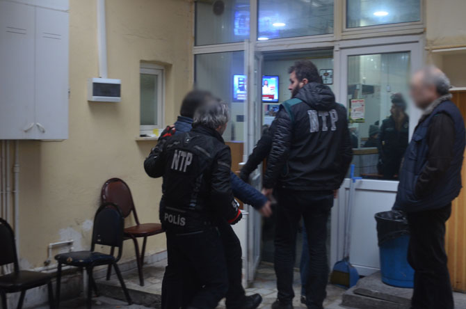 bafra`da-uyusturucu-operasyonu-004.JPG