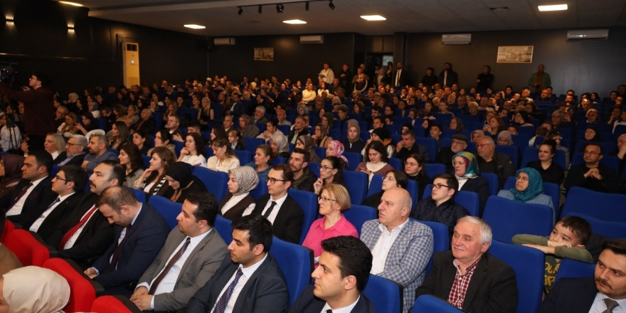 bafra-adliyesi-turk-halk-muzigi-korosundan-19-mayis-konseri-019.jpg