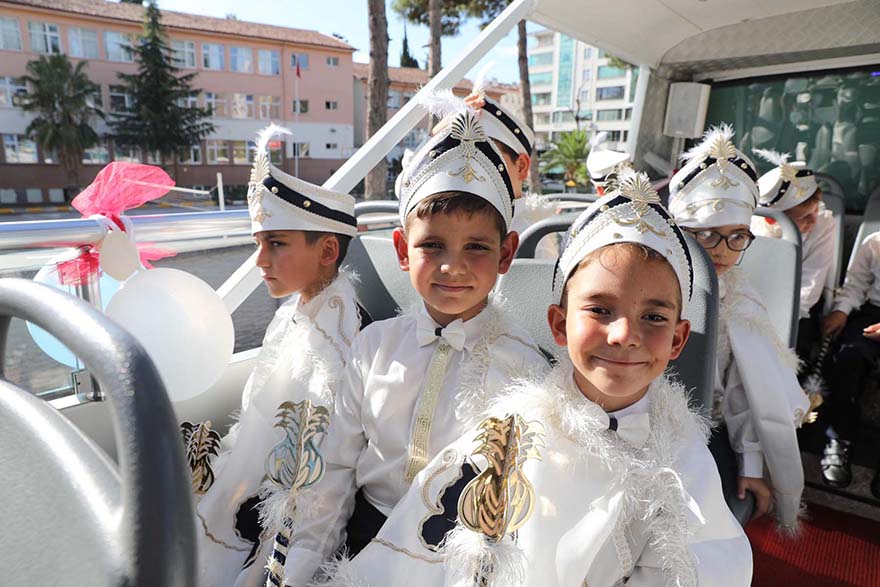 bafra-belediyesi-sunnet-soleni-hamit-kilic-bafra-cocuk-trafik-egitim-parki-006.jpg