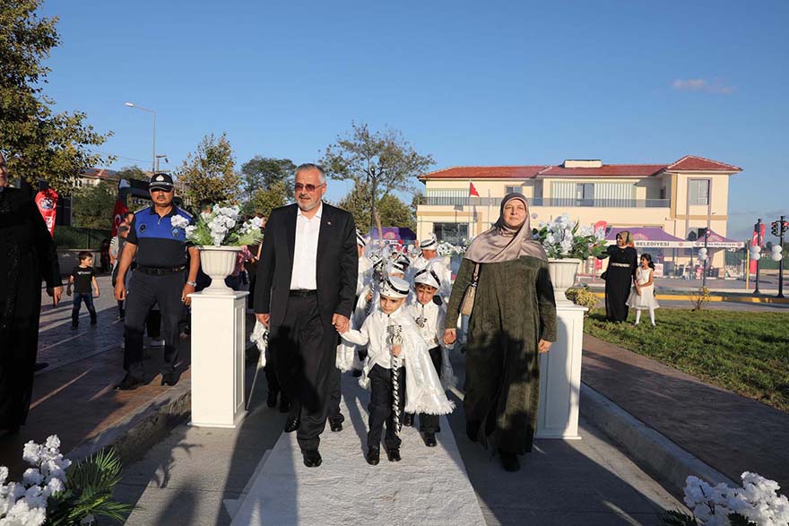 bafra-belediyesi-sunnet-soleni-hamit-kilic-bafra-cocuk-trafik-egitim-parki-015.jpg