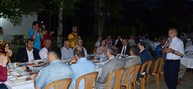 bafra-belediyesinden-iftar-003.jpg