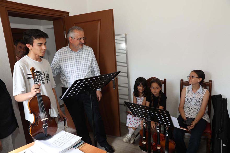 bafra-belediyesinden-yaz-tatilinde-kultur-ve-sanat-destegi-003.jpg