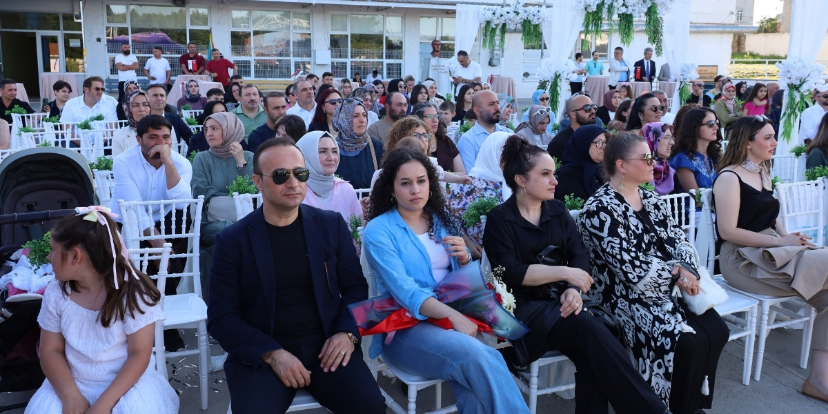 bafra-cozum-koleji-mezuniyet-010.jpg