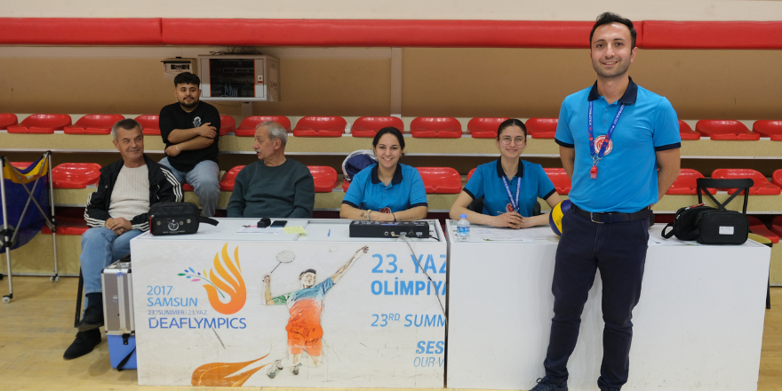 bafra-cumhuriyet-kupasi-voleybol-turnuvasinda-ceyrek-final-heyecani-011.png