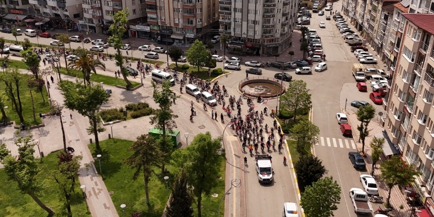 bafra-da-19-mayis-coskusu-002.jpg