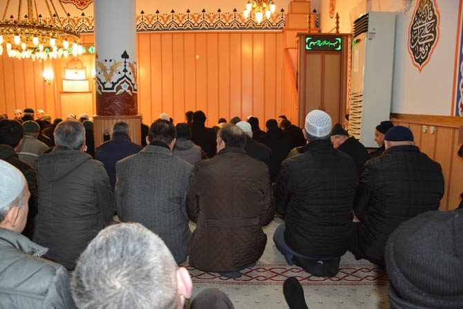 bafra-da-cuma-bulusmalari.JPG