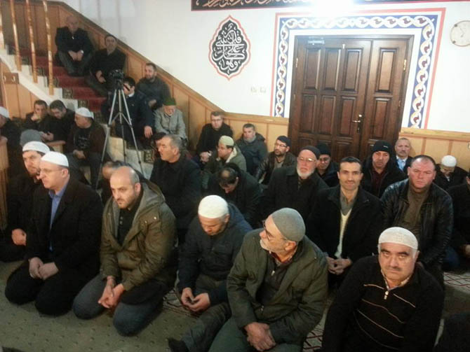 bafra-da-cuma-bulusmalari2.jpg